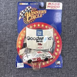 Kevin Harvick #29 2001 Rookie GM Goodwrench Plus Chevrolet 1:64 Winners Circle